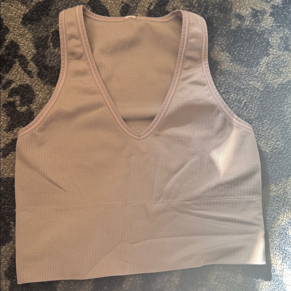 Athleta Transcend V Neck Rib Crop Sports Bra A-C